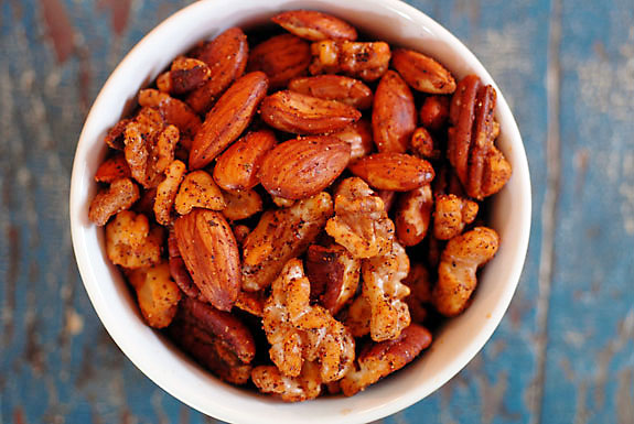 paleo-spiced-nuts